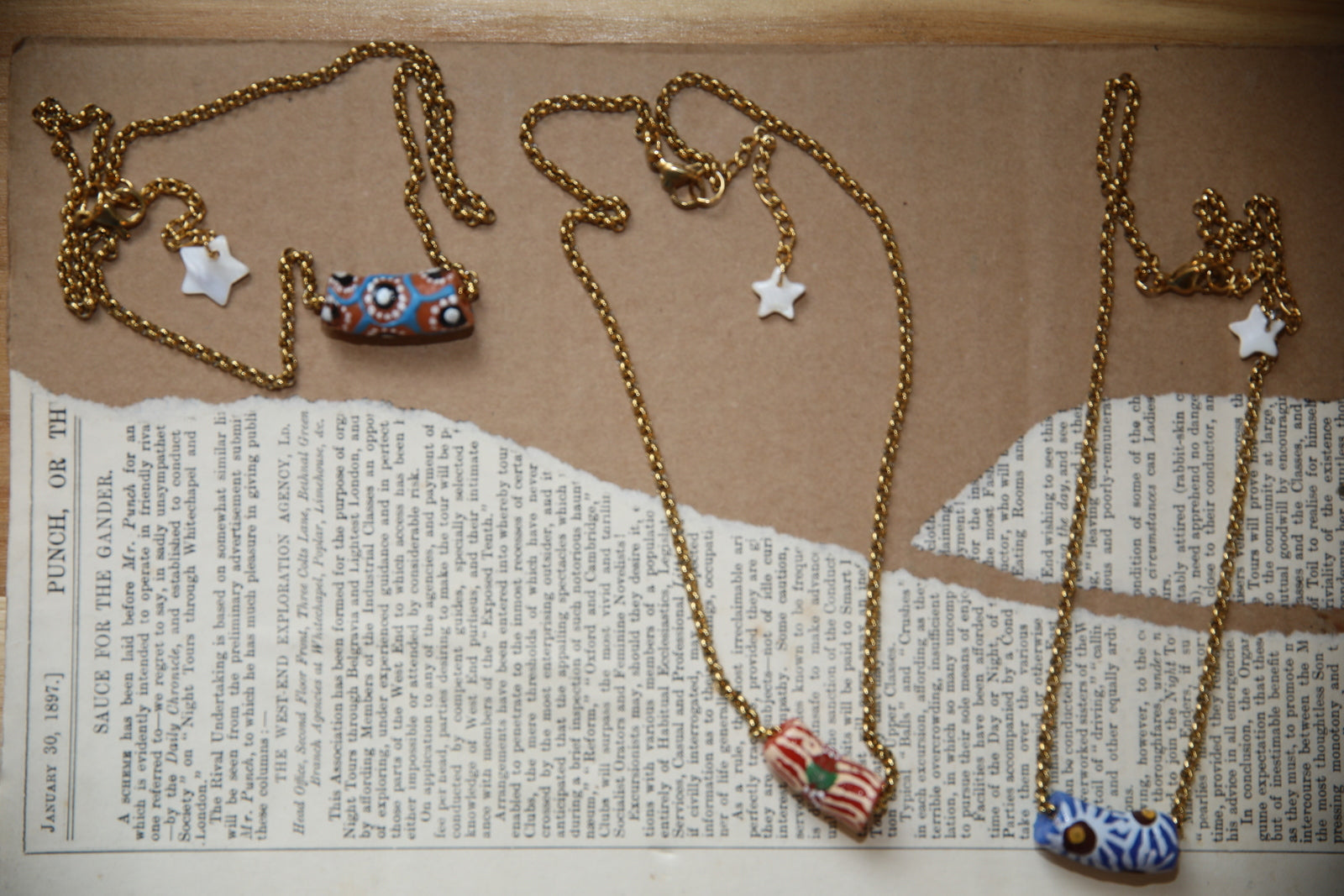 Colar tubo vidro reciclado