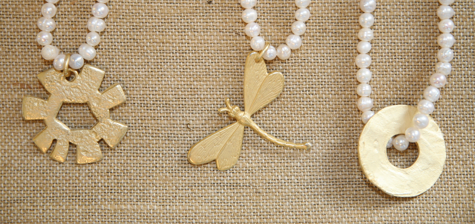 Colar Perolas Isabel