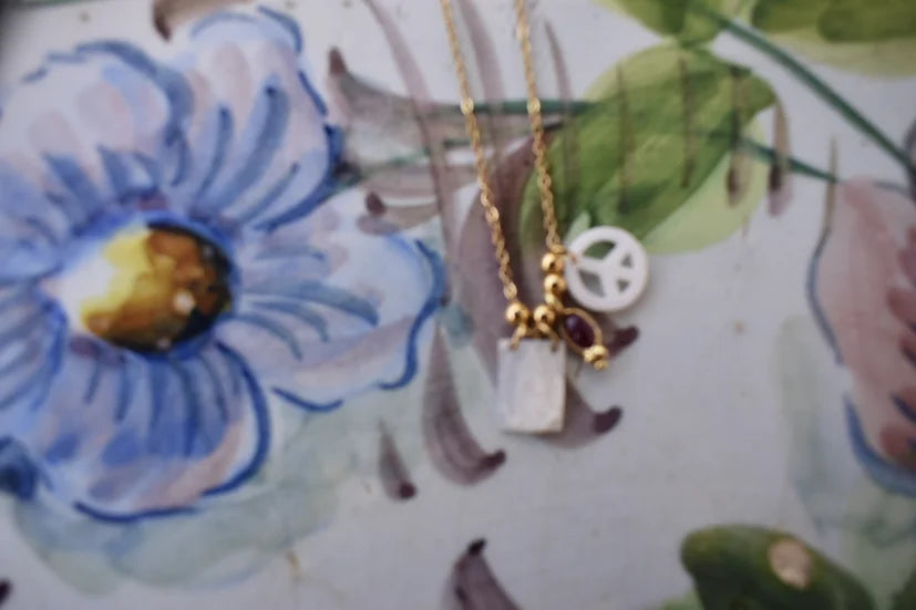 Colar Escapulário  Peace